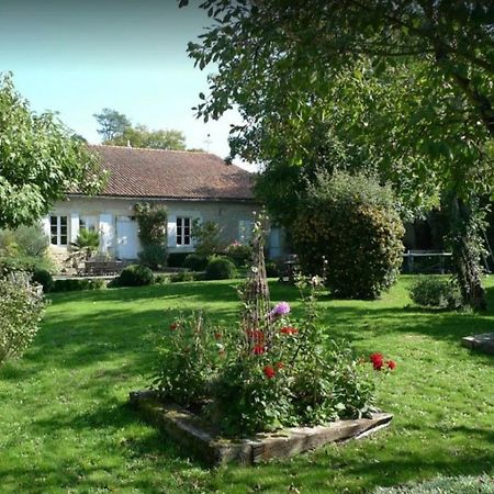 Chambre D'Hotes A Mignaloux-Beauvoir- Le Thil Buitenkant foto